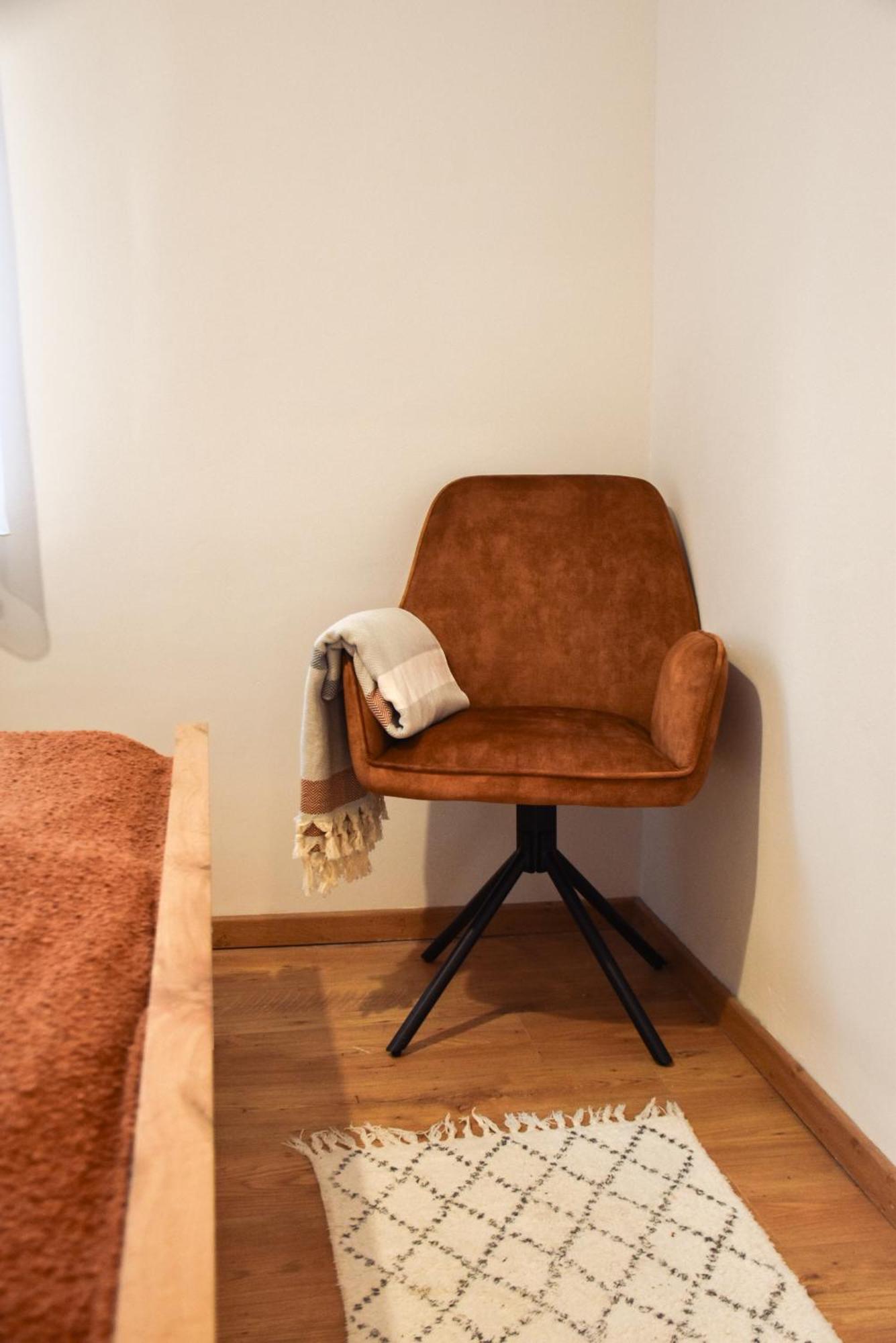 Foter Apartman Kiskunhalas Extérieur photo